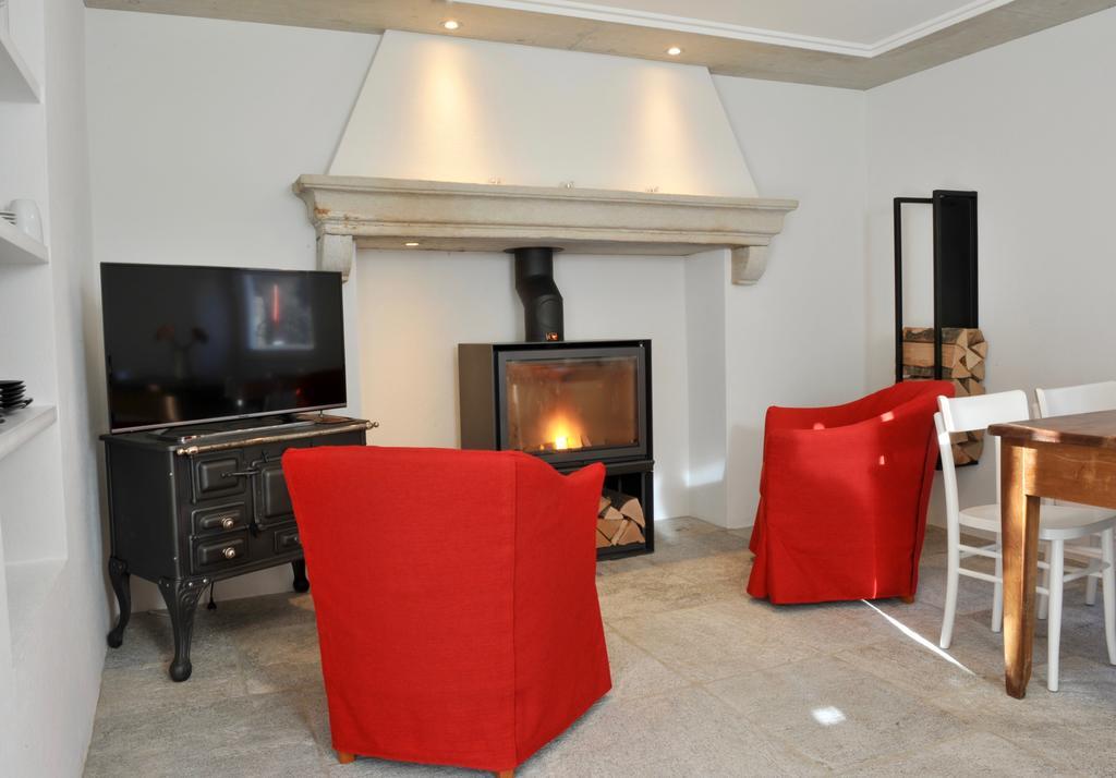 Myverzasca Resort Casa Rossa Brione  Værelse billede