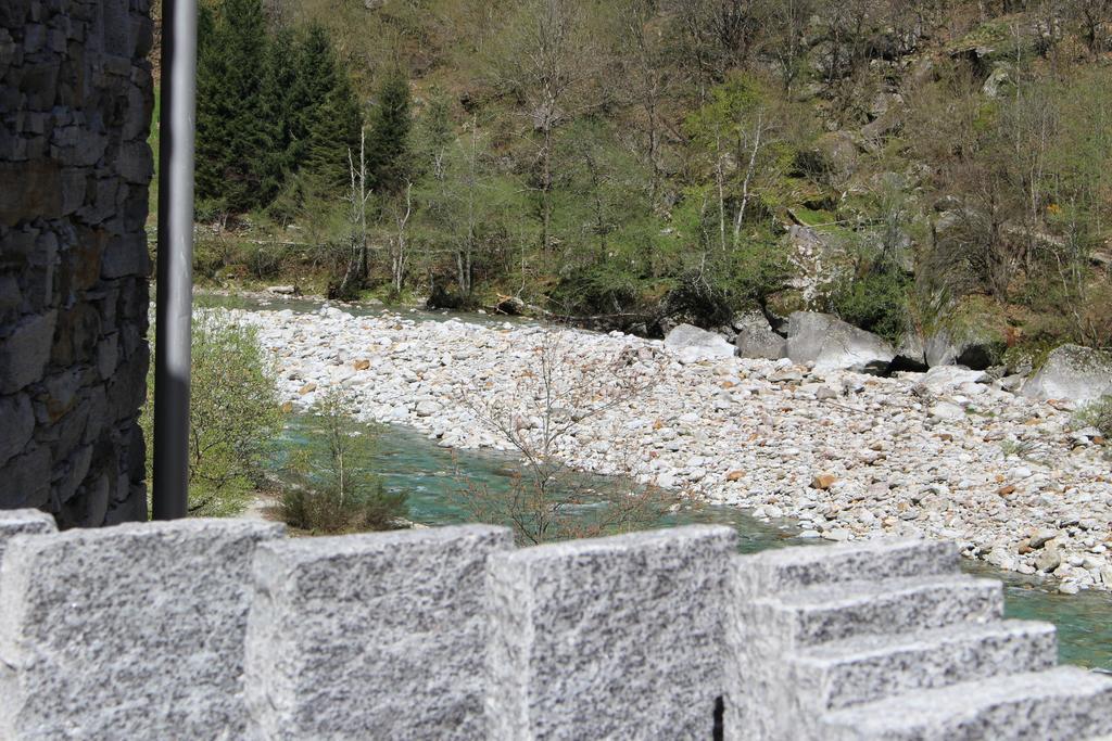 Myverzasca Resort Casa Rossa Brione  Eksteriør billede