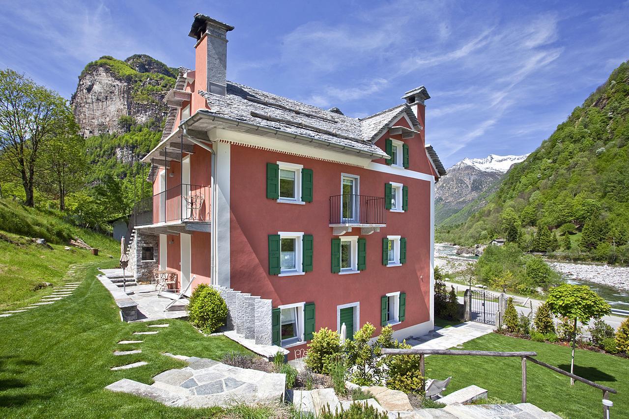 Myverzasca Resort Casa Rossa Brione  Eksteriør billede