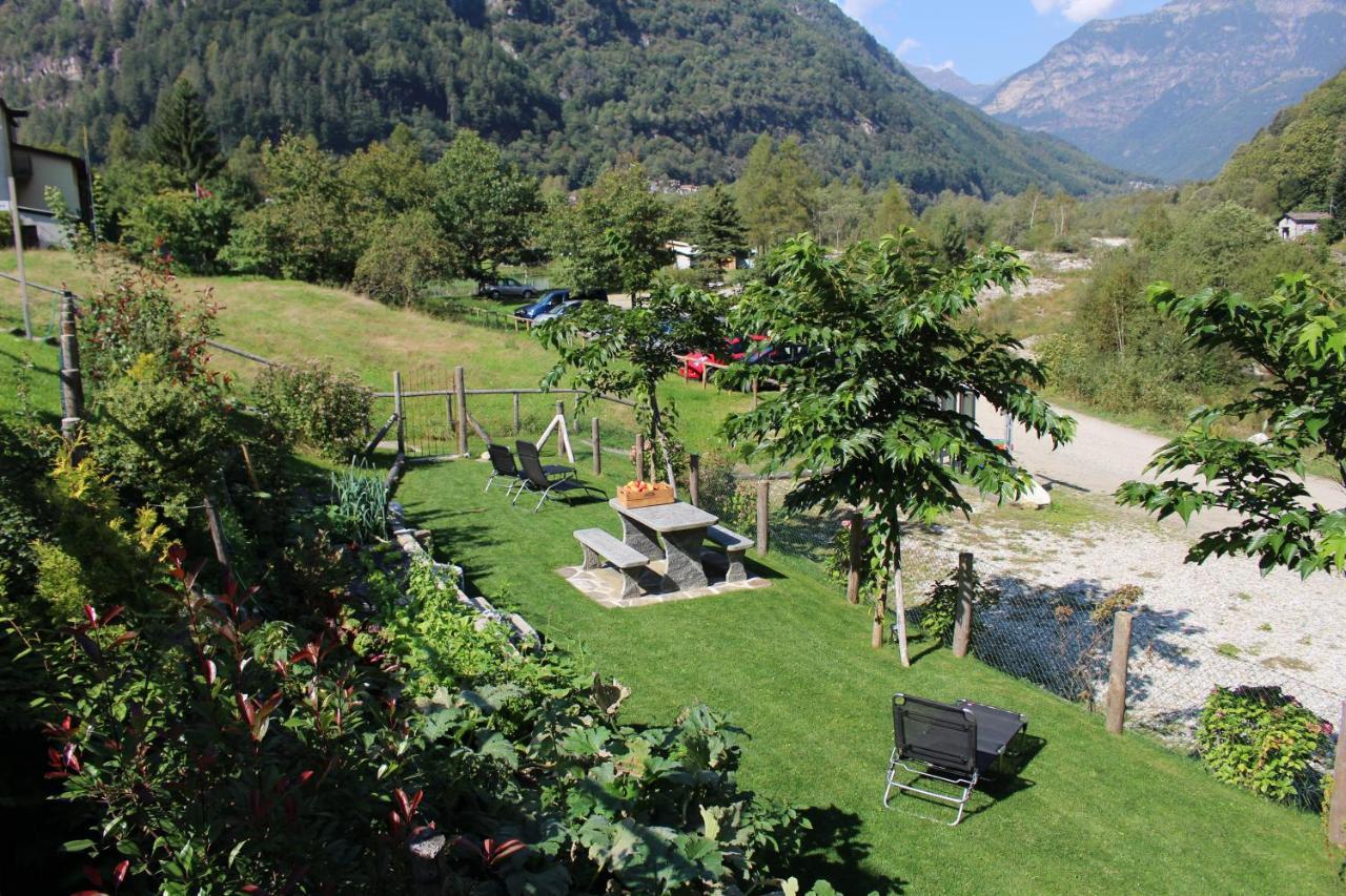 Myverzasca Resort Casa Rossa Brione  Eksteriør billede